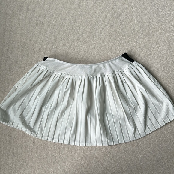 Nike Tennis Skirt - Picture 2 of 2